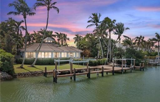 989 Admiralty Parade East — Naples luxury sale