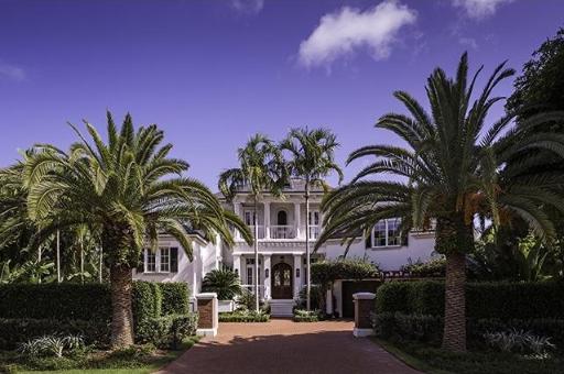 1009 Admiralty Parade East — Naples luxury sale