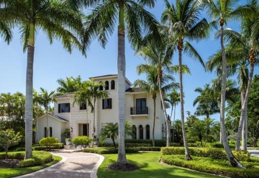 382 Gulf Shore Boulevard North — Naples luxury sale